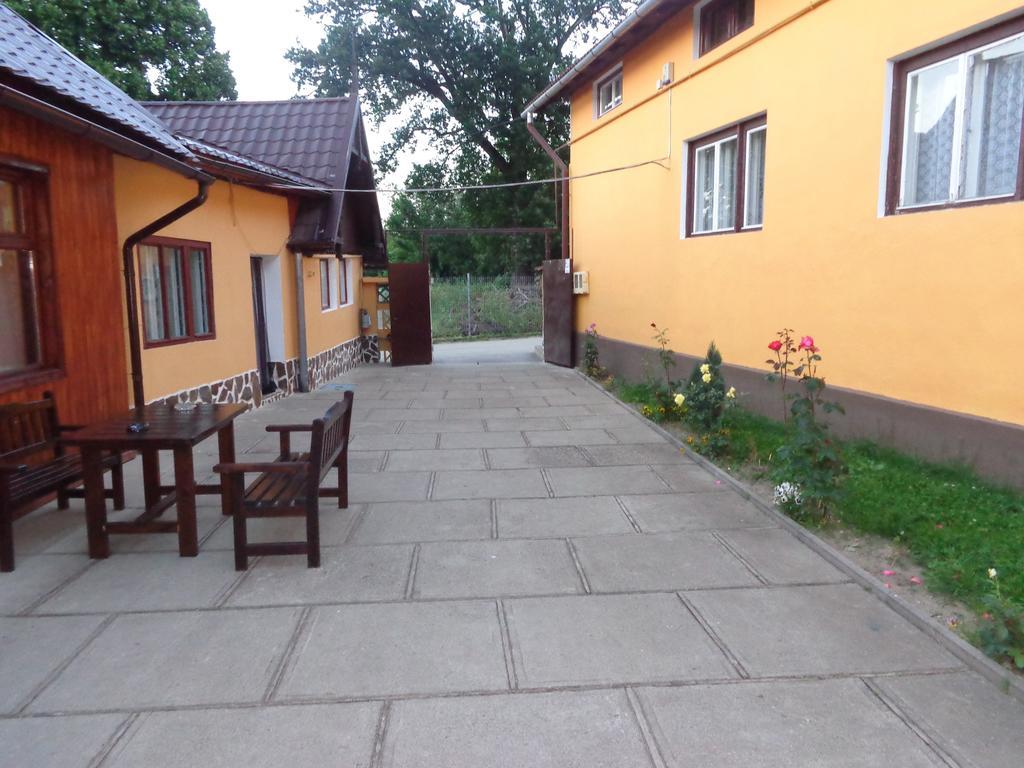 Pensiunea Radu Cisnădie Exterior foto